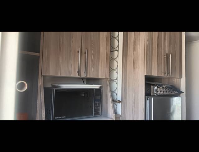 3 BEDROOM FREEHOLD FOR SALE IN WINDMILL PARK